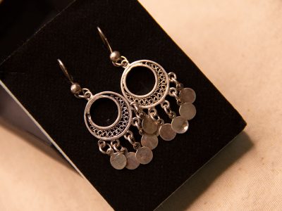 925 Sterling Silver Earrings – Shifṭishī Crescent Design